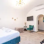 Pantheon Giovanni Hideaway شقة