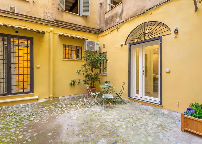 Pantheon Giovanni Hideaway 公寓 *